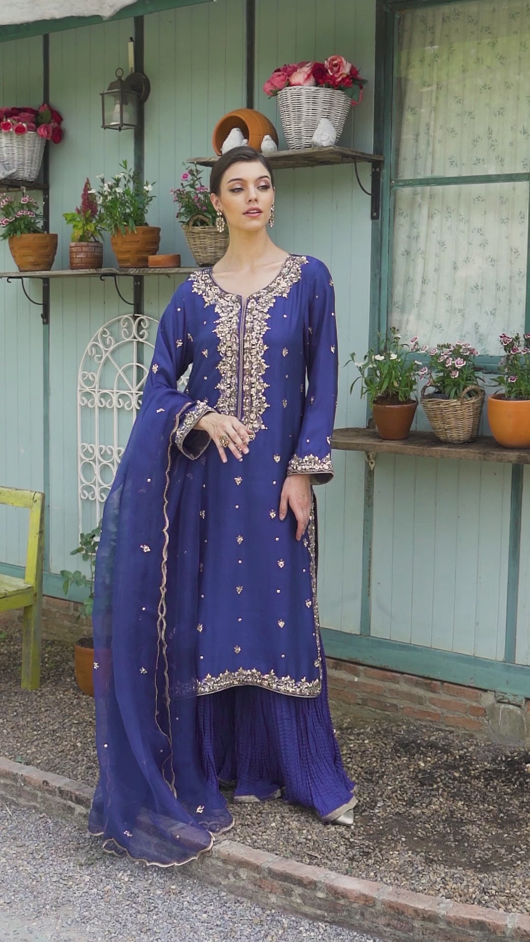 LEILA SILK SUIT