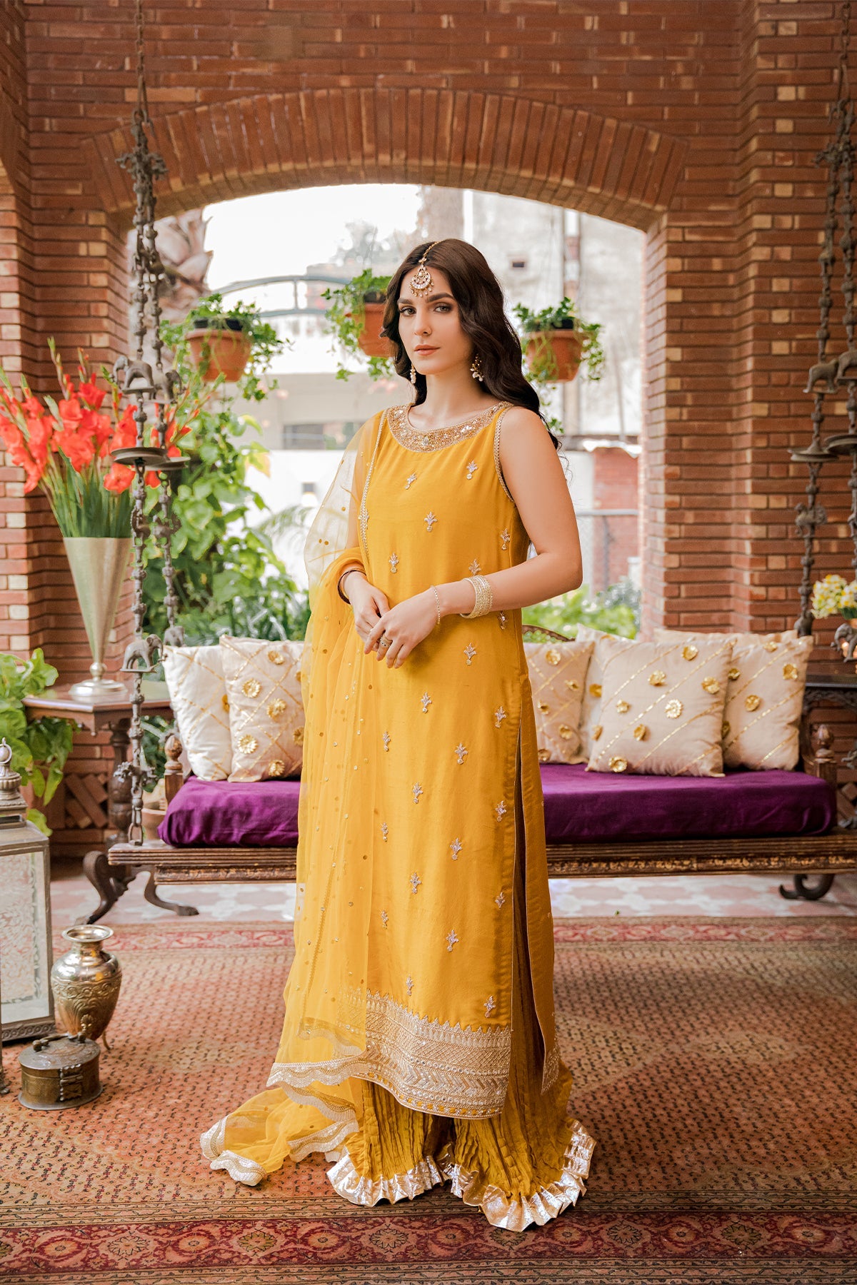 golden silk dress pakistani Khuld